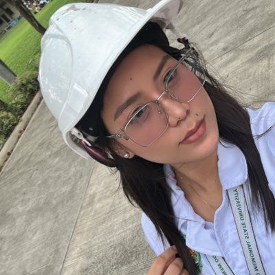 _lycaughh's tweet photo. #NewProfilePic https://t.co/d02lchXjTF