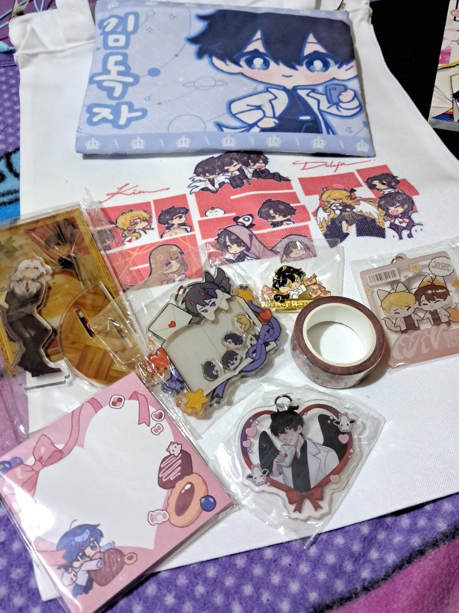 Received the <a href="/alldokzine/">Love Scenario: An ORV Zine For All KDJ Ships!</a> !
Everything is so pretty! Thank you once again for having me ( ≧∀≦)ノ🩷