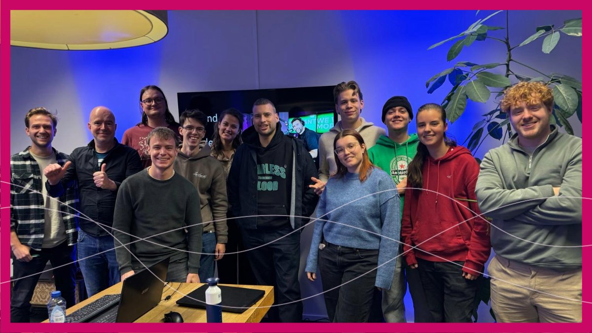 Talentvolle mediamakers onder de 25 jaar, afkomstig van verschillende lokale omroepen, hebben zich afgelopen weekend verder ontwikkeld tijdens een training in Hilversum!🚀

#NLPO #Opleiding #LokaleOmroep