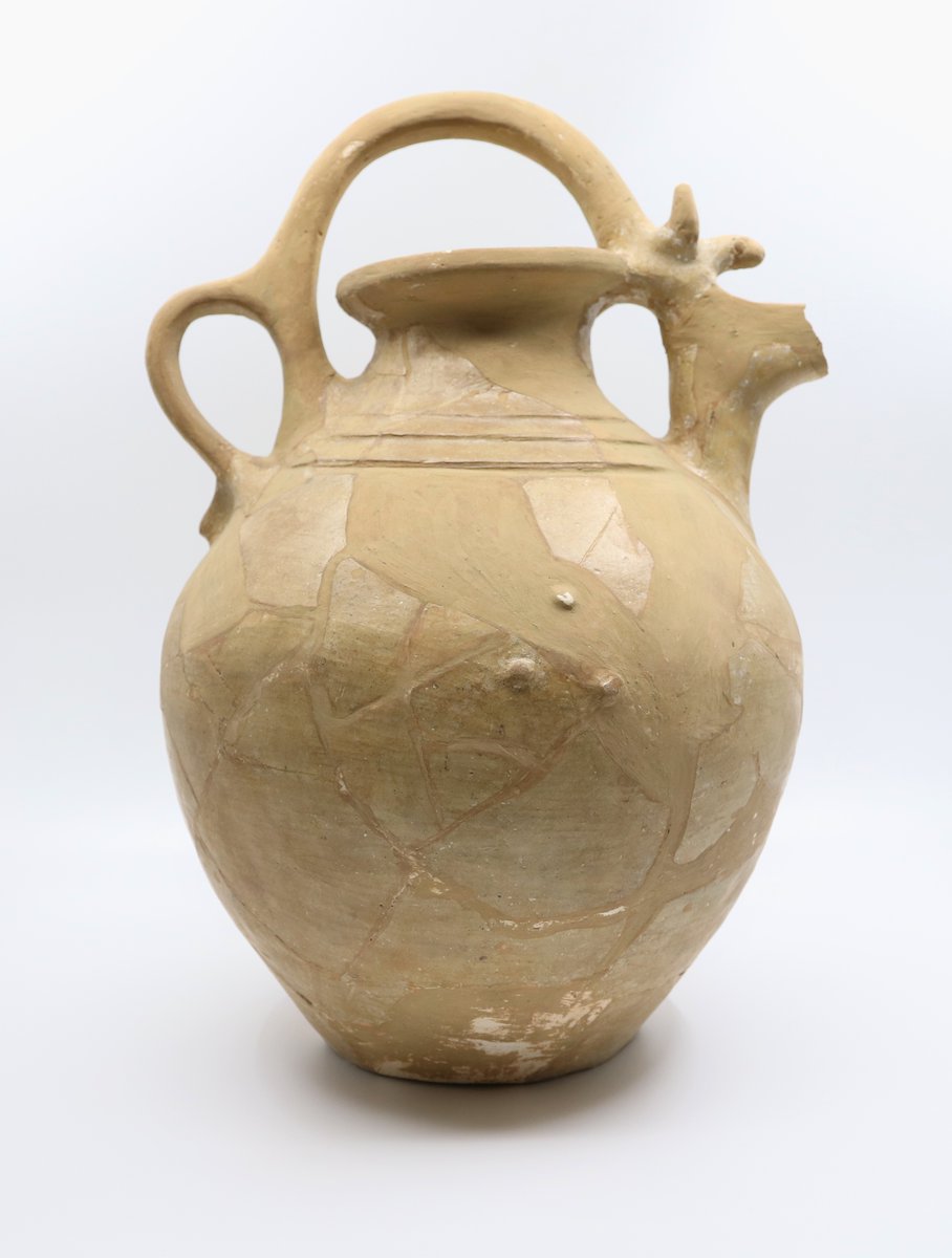 1: Mede bringing a jar as a gift-offering at Persepolis
2: Similar restored jar found at Tepe Nush-i Jan, 7 C BCE, now at the met