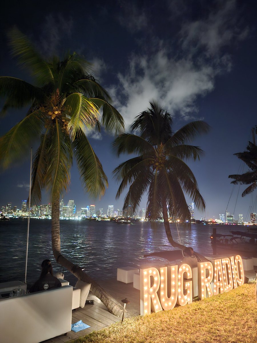 Great week in Miami with wifey <a href="/web3bdez/">Bdez808</a>😘..Good vibes all around <a href="/cryptopunks/"></a> <a href="/co_museum/">Co-Museum</a> <a href="/rektdrinks/">Rekt Drinks</a> <a href="/pudgypenguins/">Pudgy Penguins</a> <a href="/RugRadio/">Rug Radio</a> 🤙🤙#ArtBaselMiamiBeach ✨️