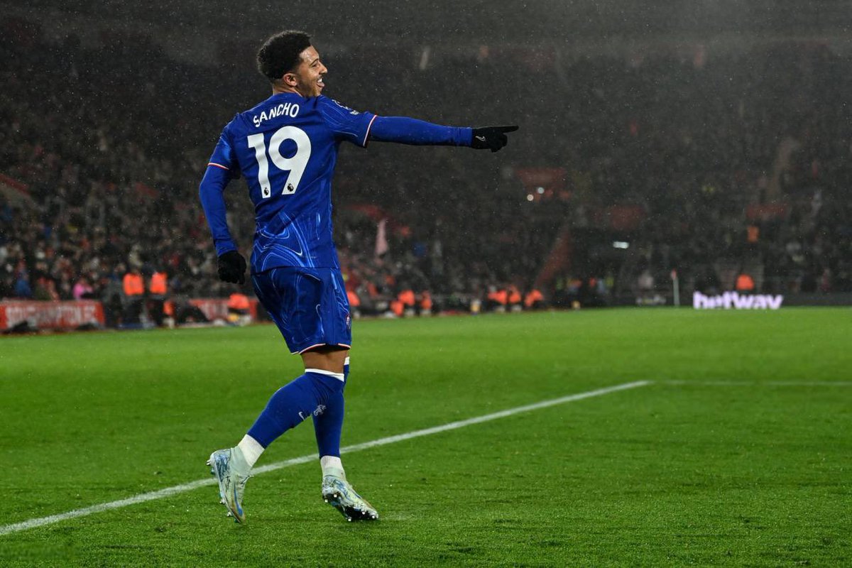 Mandrake7_'s tweet photo. Being a chelsea fan this season is sooo f lovely 💙💙💙all blue fans follow for follow if you loving it this season 🔥🔥🔥 https://t.co/CCy17763j7