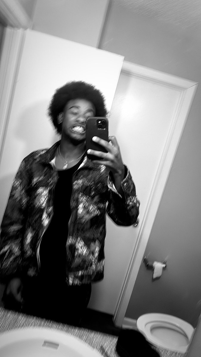 Tque_'s tweet photo. 🖤🖤 https://t.co/k5AQUW9AXS