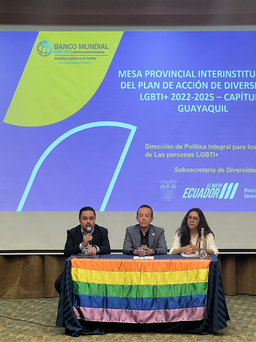 BorisWeber's tweet photo. El cambio inicia con el diálogo.
El Ministerio @DDHH_Ec, a través de la Subsecretaría de Diversidades, lidera espacios de articulación con la sociedad civil, con apoyo de @BancoMundialLAC, para evaluar el Plan de Acción de Diversidades y responder a las realidades locales. https://t.co/6UpThG5HYs