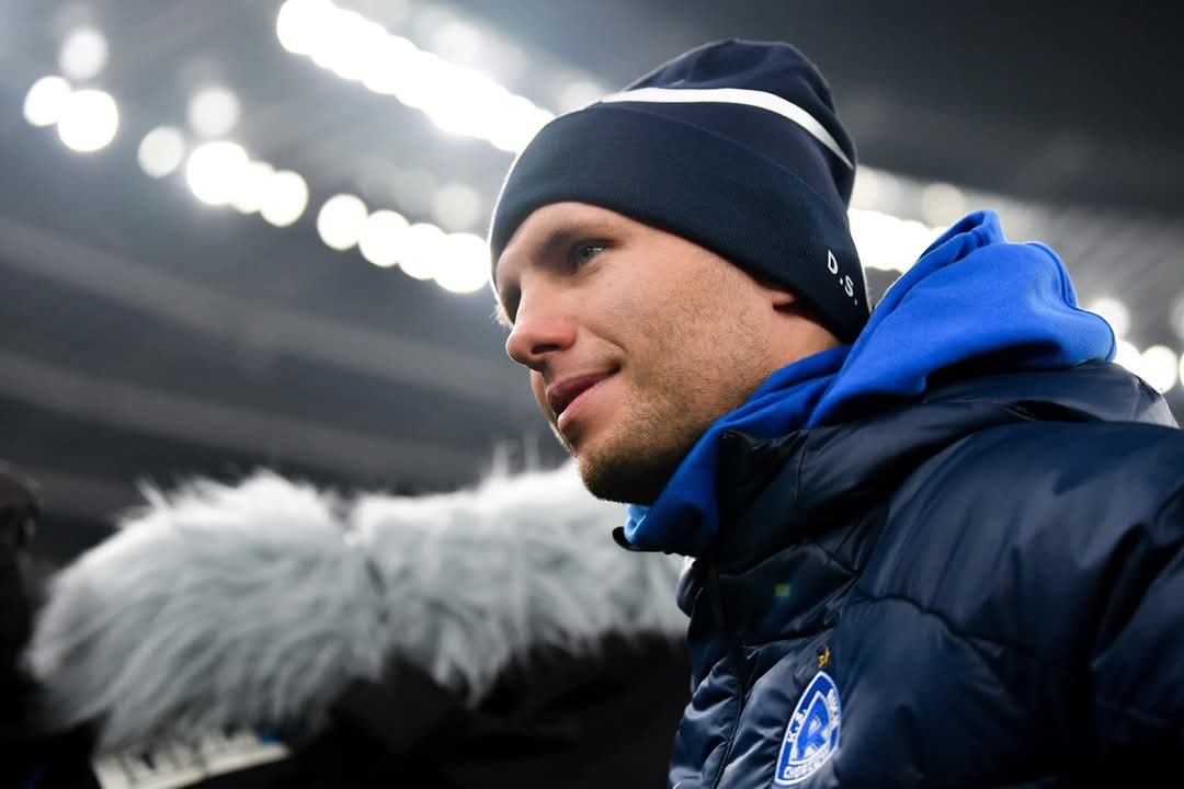 OlgaRybicka's tweet photo. "Piłkarska 3" z @RuchChorzow1920 w roli głównej! W studiu trener @dszulczek i Filip Starzyński 💪 
Będzie nie tylko o @_1liga_ 
📺 Wtorek 17.45 TVP3 Katowice https://t.co/kuvUCapE69