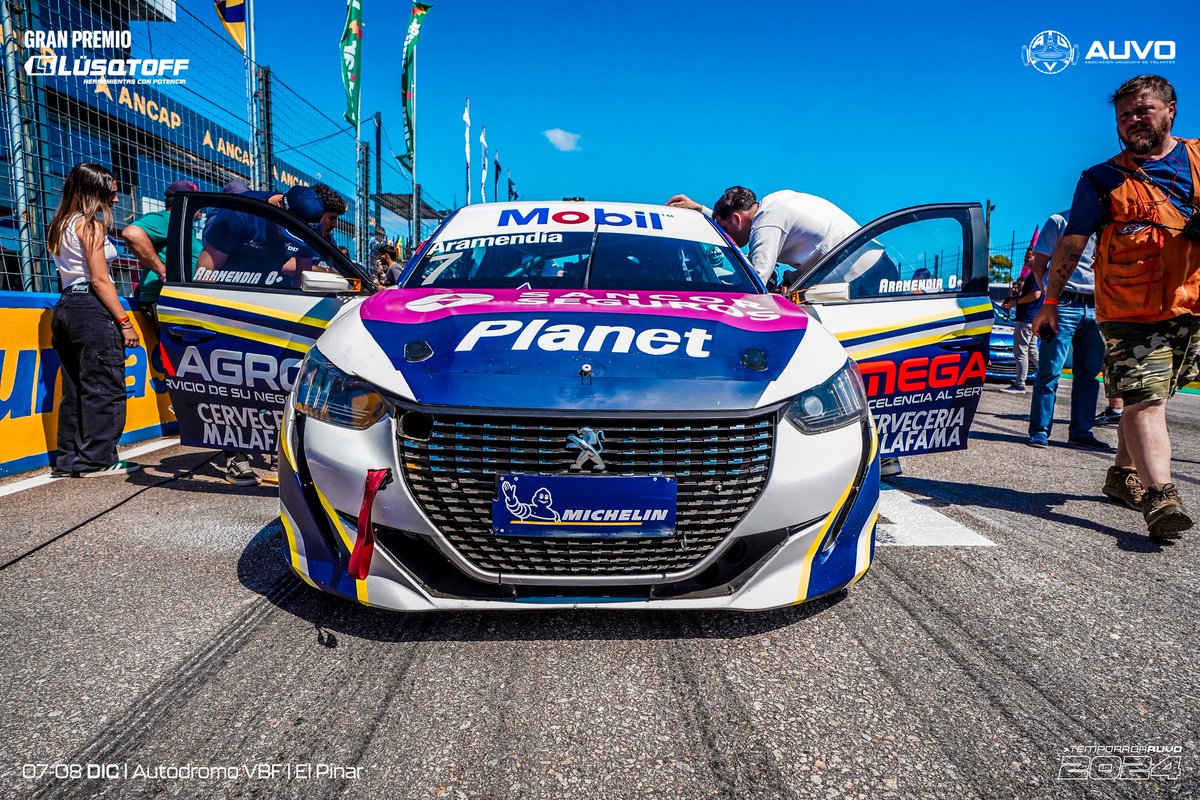 🗣️ [#AHORA] - Rodrigo Aramendía: "Queríamos coronar la temporada con un triunfo, sufrimos muchas variables. Uno propone y Dios dispone. No me olvido cuando ganamos los entrenamientos de Mercedes y por una válvula quedamos últimos en clasificación" ➡️ flaviobonavena.com.uy