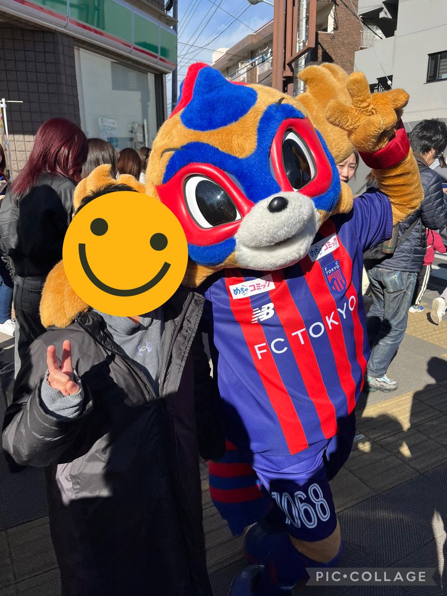 ken11an's tweet photo. 東京日帰りは流石に疲れて😮‍💨
改めて昨日を振り返ると、引退試合を勝利で飾った瞬間に立ち会え、初観戦の息子は信号待ちでドロンパに突っ込まれ、楽しい時間を過ごせました。
もう来年まで68日って…。気が早いけど来年は味スタでファン感に参加したいですね。 https://t.co/twcY2wFmdg