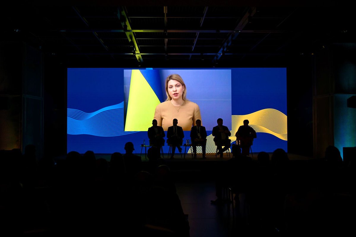 StefanishynaO's tweet photo. #AntiCorruptionDay

My goal as a Minister of Justice is to change outdated narratives about #Ukraine. 

We have achieved significant results in anticorruption policy over recent years: rebooting the judiciary system, strengthening anti-corruption bodies, developing online services, restoring e-declaration, and more.

We are particularly proud that @EU_Commission, in its latest report, recognizes our progress in the area of the rule of law and fundamental rights. It’s not a short journey to eliminate corruption, but in cooperation with our partners, civil society, and businesses, we will succeed.