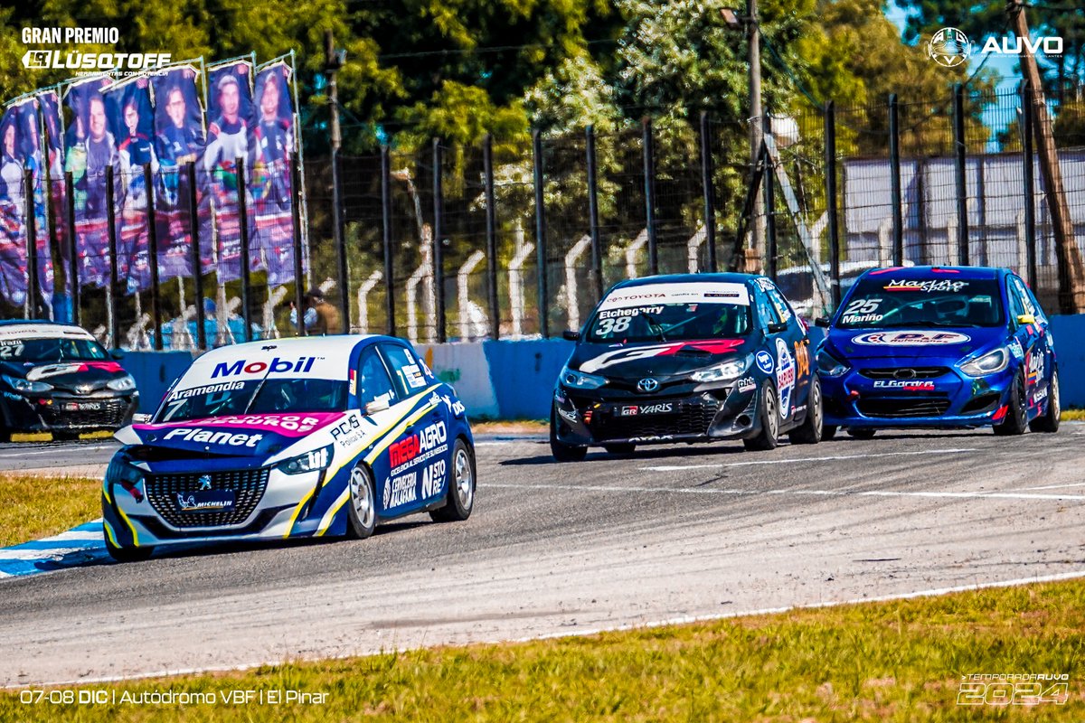 🗣️ [#AHORA] - Rodrigo Aramendía: "No hice la carrera que quería hacer, mi intención era despegarme en la punta y no molestar a los que peleaban por el campeonato. El capó levantado me detuvo mucho en las rectas, era muy difícil girar a la derecha" ➡️ flaviobonavena.com.uy