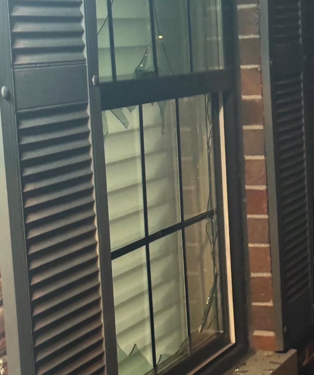 BREAKING: Hamas supporting students showed up to the home of a UMich Regent and smashed his windows along with vandalizing his wife’s car.

The Regent’s children were home when their windows were smashed. American universities are infested with domestic terrorists.