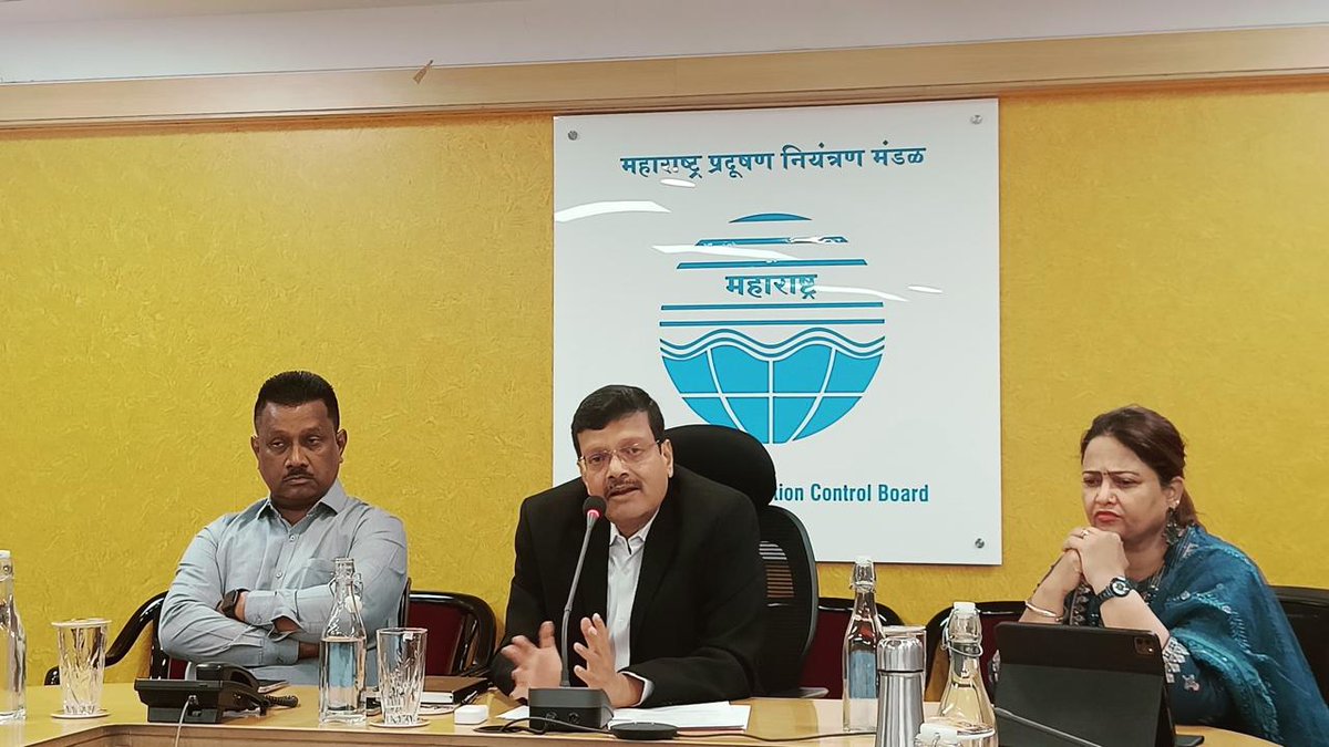 AbhiGhorpade08's tweet photo. At the Focussed Group Discussion 'Accelerating Clean Energy Transition through Rooftop Solar' organised in collaboration with @c40cities and @EDSglobal, experts and policy makers deliberated upon resolving the challenges in implementing decentralized rooftop solarization https://t.co/DM0stpJCVl