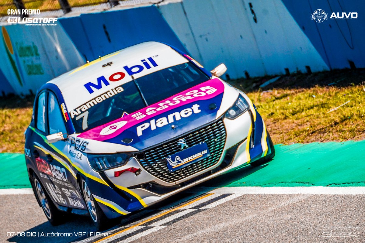 🗣️ [#AHORA] - Rodrigo Aramendía: "Ni el equipo se olvidó de preparar un auto ni yo me olvidé de ganar carreras. Hay que trabajar mucho para estar al nivel de los mejores y también ligar más" ➡️ flaviobonavena.com.uy