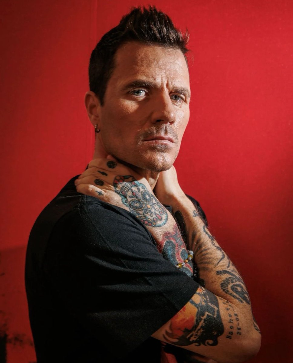 Antes de llegar al @WiZinkCenter, la Gira 25 putos años de Dani Martín pasará por México, Colombia, Argentina, Nueva York, Berlín y Londres.

Las entradas para los conciertos de 2026 en España ya se están agotando en algunas ciudades.