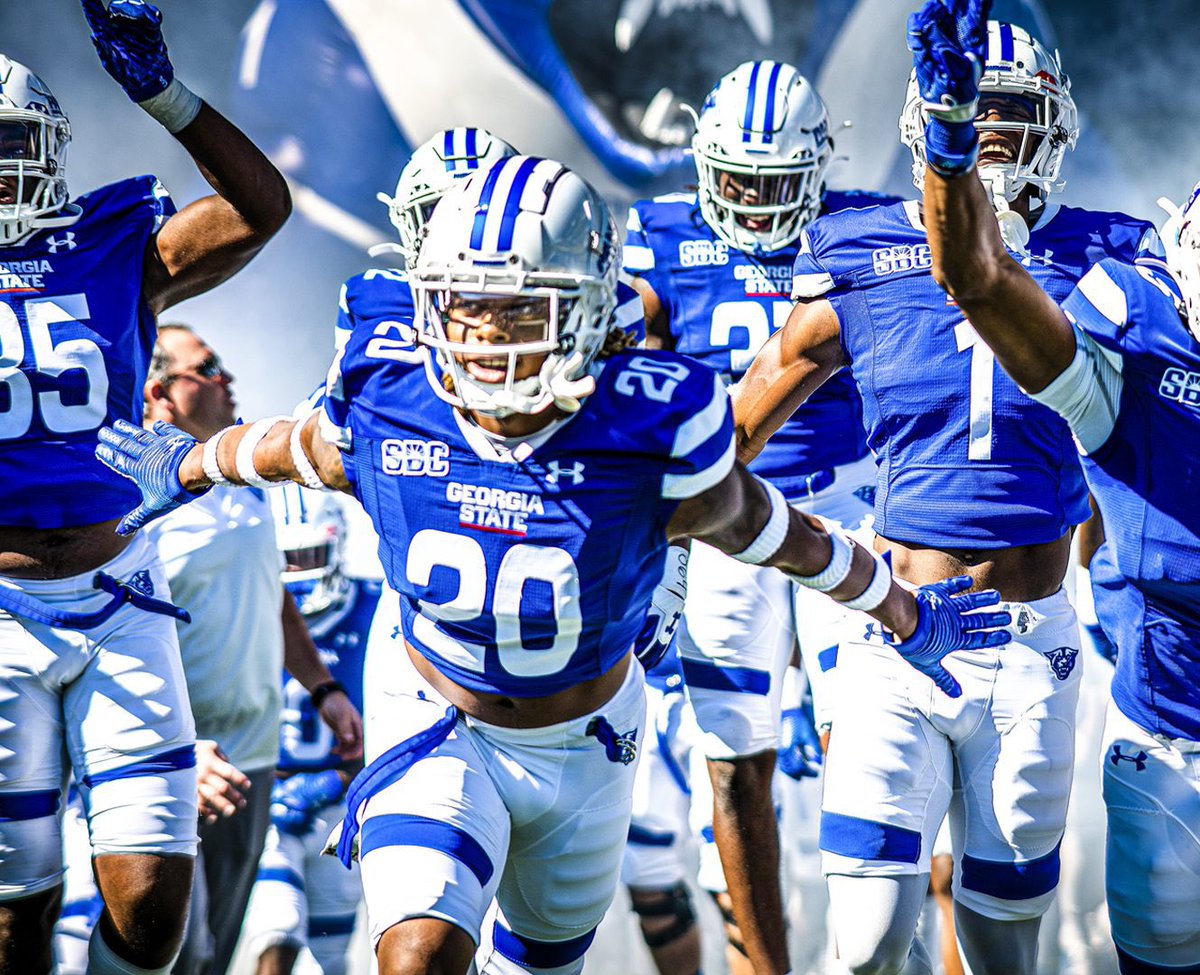 AntarronTurner's tweet photo. Blessed to receive an offer to Georgia State🔵⚪️@Jttaylor_44 @KinslerLatish https://t.co/RezSmhlVqU