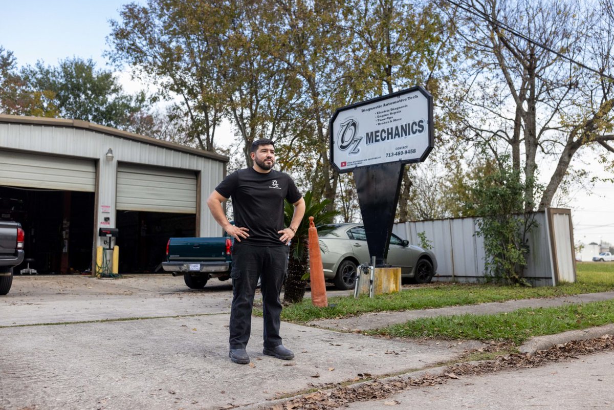Dan King 🇺🇦 (@kinger_dc) on Twitter photo 3 years ago today, <a href="/IJ/">Institute for Justice</a> filed a lawsuit on behalf of a mechanic in Pasadena, Texas, challenging the city's parking minimum law.
His story shows how local zoning laws and bureaucrats can turn someone's American Dream into a nightmare.🧵 3 years ago today, <a href="/IJ/">Institute for Justice</a> filed a lawsuit on behalf of a mechanic in Pasadena, Texas, challenging the city's parking minimum law.
His story shows how local zoning laws and bureaucrats can turn someone's American Dream into a nightmare.🧵