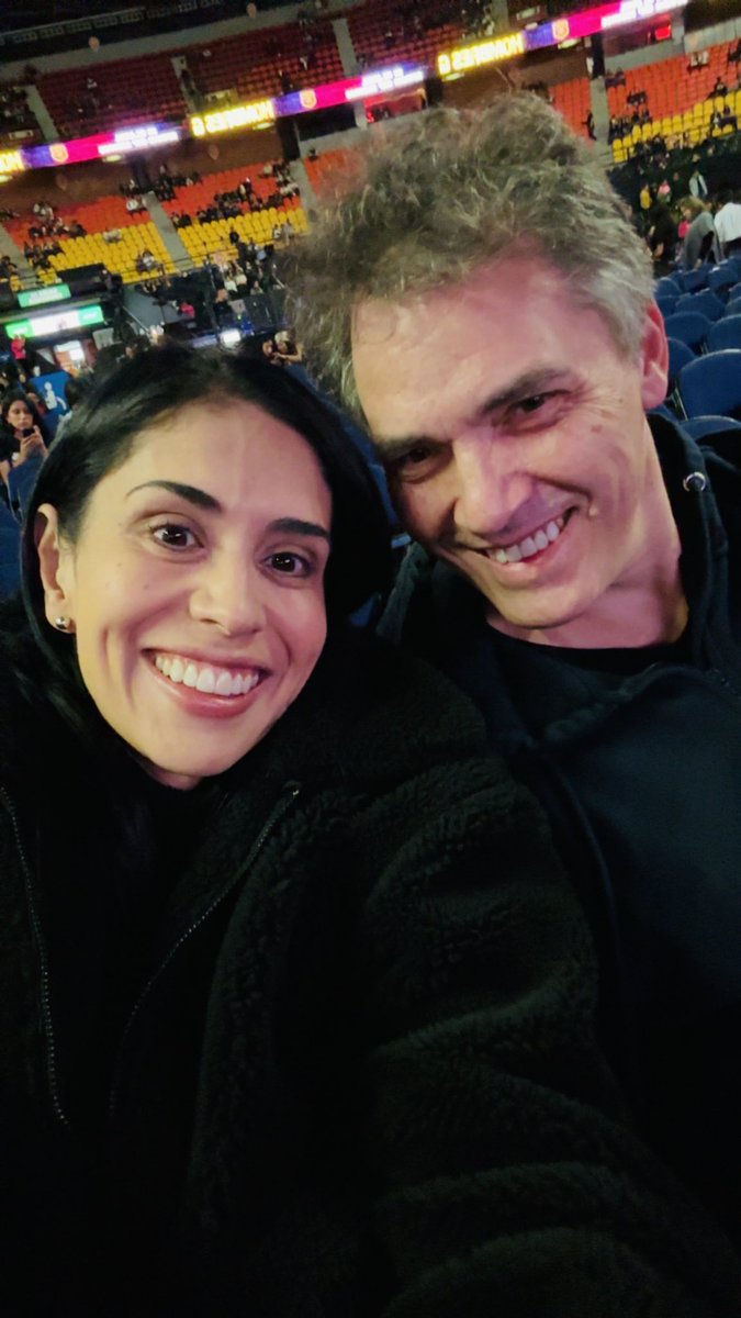 Hoy más que nunca, valoro el amor y amistad que me dan mi familia por elección y amig@s!!! Les quiero infinito, agradezco su cariño y admiro su gran talento <a href="/federicofong/">Federico Fong</a> <a href="/AlfonsoAndre/">Alfonso André</a> <a href="/cecitoussaint/">Cecilia Toussaint</a> @marcorenteriao y otr@s