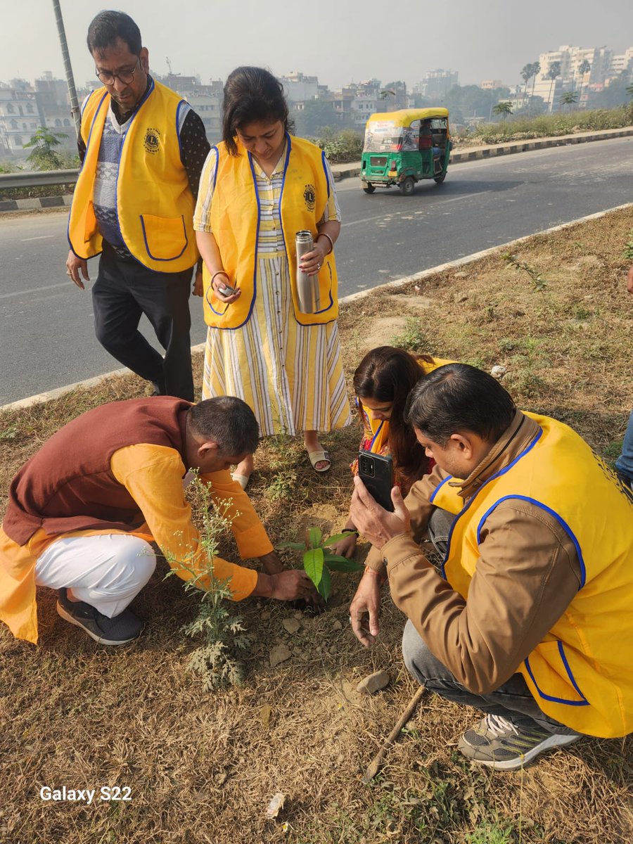 DhansheelKumar's tweet photo. 》》 Project : Tree Plantation《《

Date : 08th December 2024
Venue : Marine Drive
Club : Lions Patna Synergy 

Lions Clubs International https://t.co/7qIdr7gREz