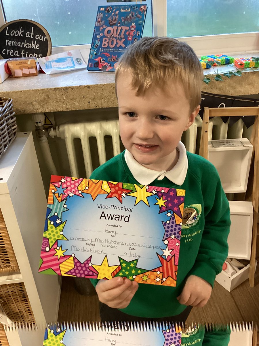 CaldiPrimary's tweet image. 💚⭐️Congratulations to our Principal award winners who shared with the academy their remarkable efforts #pushingourlimits @LiftSchools @CNicholson_Edu @vianclark @mrsrmurad⭐️💚