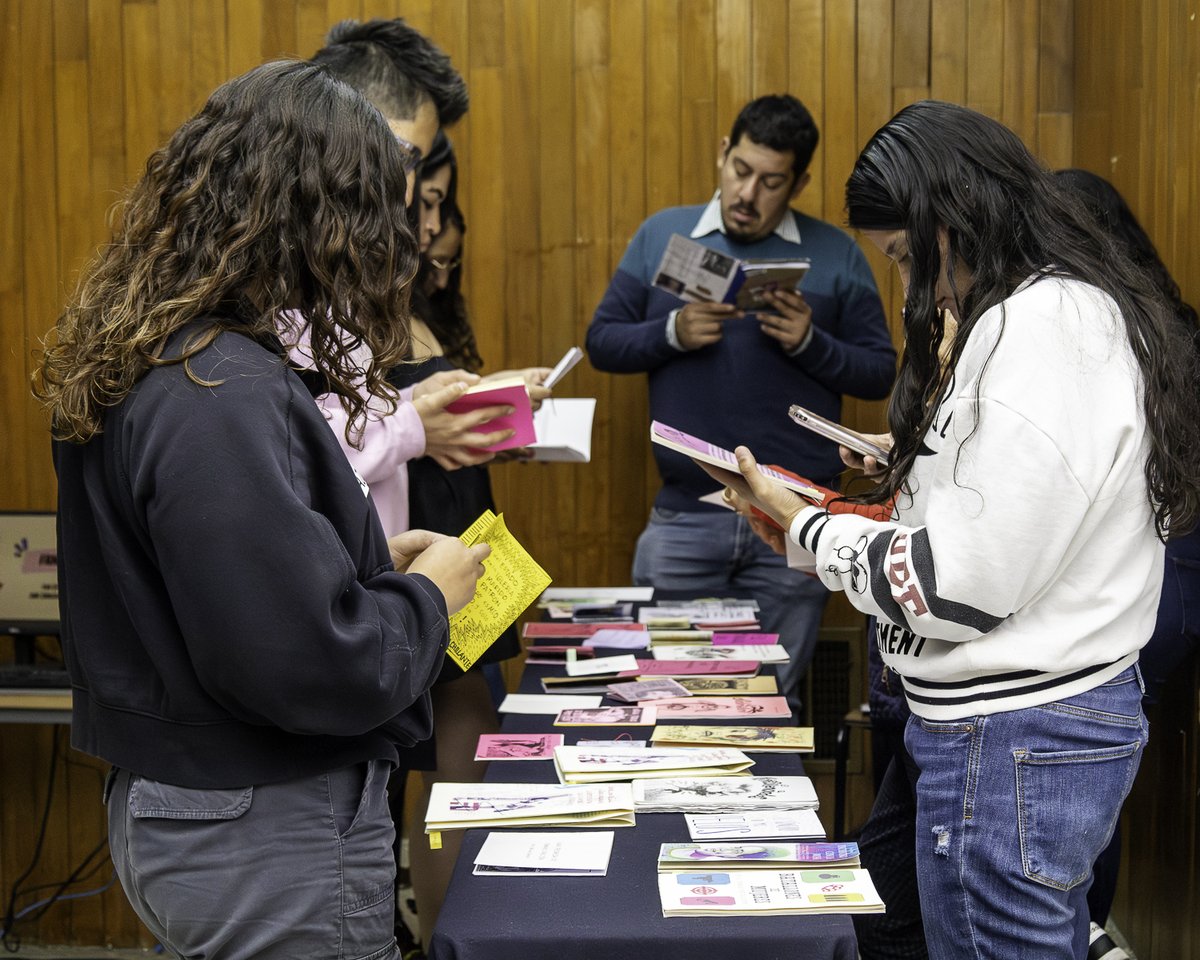 enp_unam's tweet photo. #Notiprepas 📚
Se llevó a cabo el taller de producción de fanzines “Pedagogías y prácticas restaurativas con responsabilidad”, donde participaron docentes de @Prepa8_UNAM https://t.co/gc9uWEJmH4