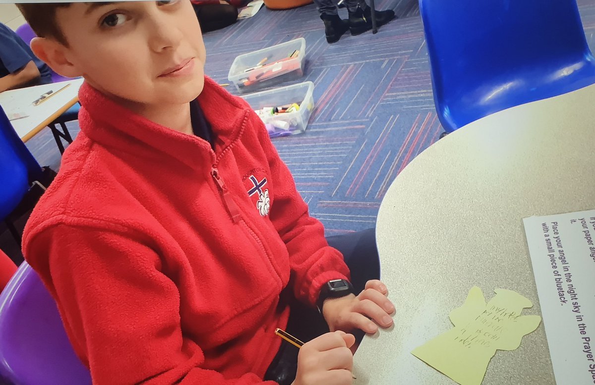 LHoughtonPrimary tweet media