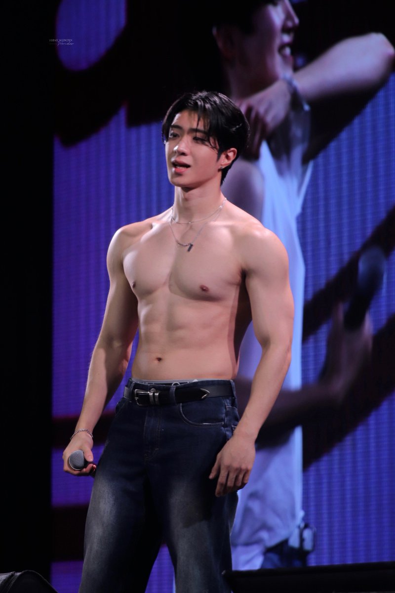 WONDER_950113's tweet photo. 재영이보고 갑자기 팔 재끼는 말랑카우 모니터에 잡힘 ㅋㅋㅋㅋㅋㅋㅋㅋㅋㅋㅋㅋㅋㅋㅋㅋㅋㅋㅋㅋㅋㅋㅋㅋㅋㅋㅋㅋㅋㅋㅋㅋㅋㅋㅋㅋㅋㅋㅋㅋㅋㅋㅋㅋㅋㅋㅋㅋㅋㅋㅋㅋㅋㅋㅋㅋㅋㅋㅋㅋ귀여워😖 #큰댕작댕 https://t.co/MuOcL4SDyv