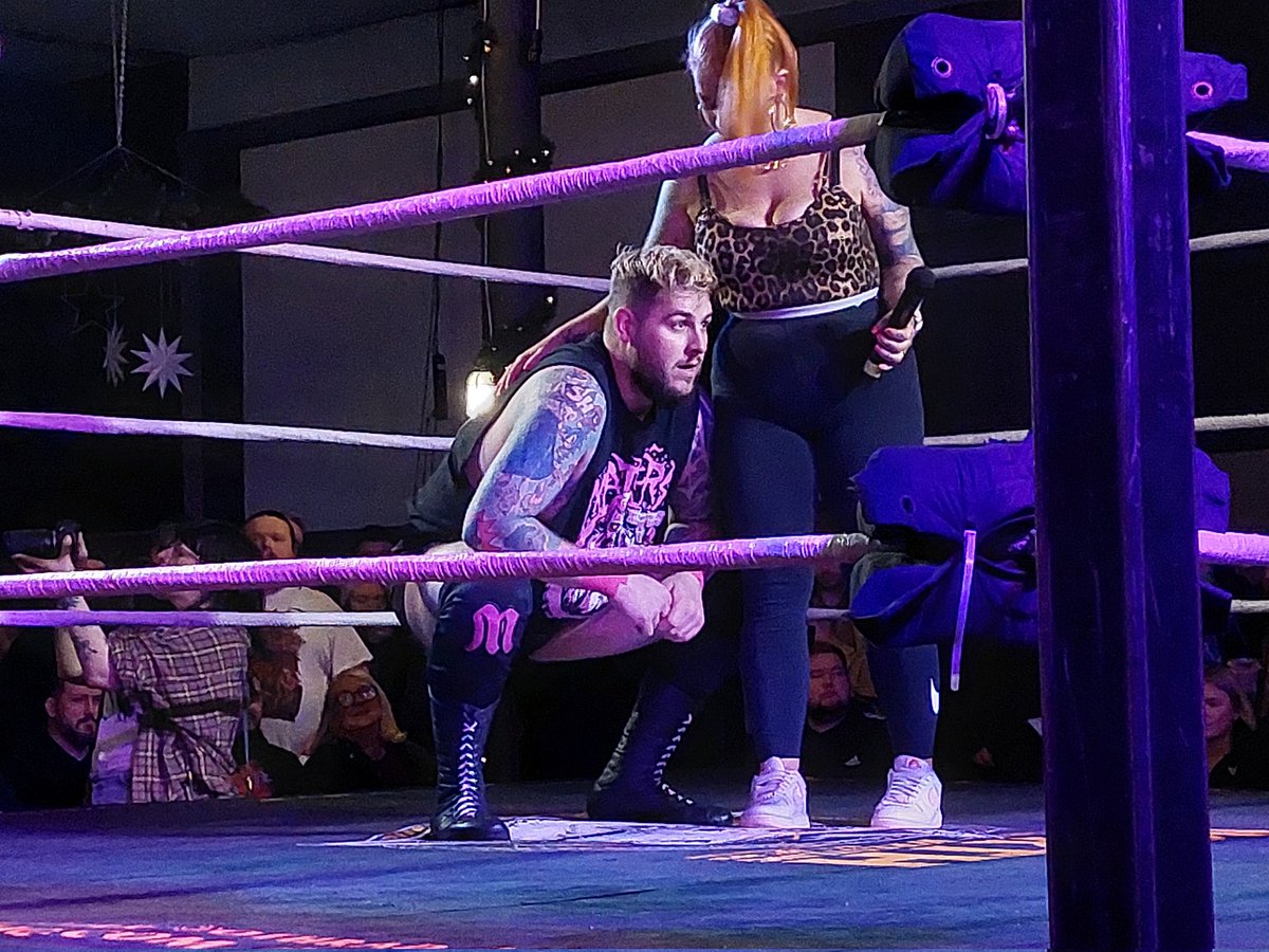 teaandtightspodcast tweet media