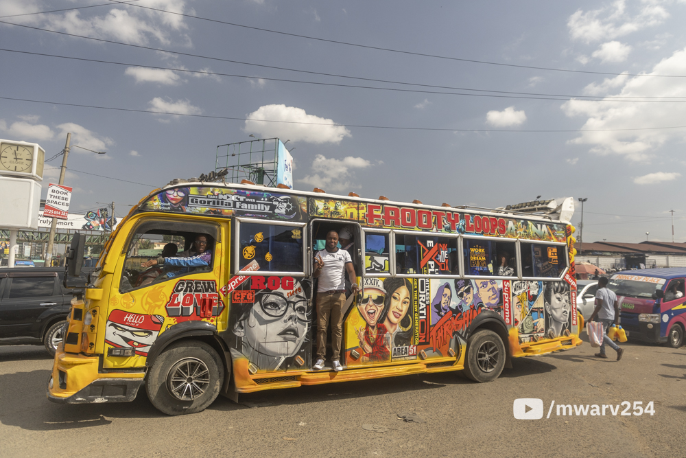 This is Kanairo. 

Walking between Tom Mboya Street and Muthurwa with a camera isn’t something anyone can do fearlessly. 

So I got together with <a href="/BoniMuthoni/">Boniface Muthoni</a> <a href="/mutahichiira/">mutahichiira</a> <a href="/kesh_nthamba/">Kesh Nthamba</a> and Winnie and captured this rarely photographed side of Nairobi.