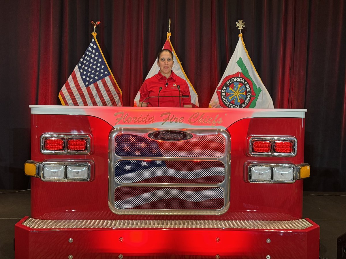 floridaFFsafety's tweet photo. Dena Ali here at the @FlFireChiefs safety &amp;health conference 

@1stresponderctr @dma1096 https://t.co/KvzNmwLPYE