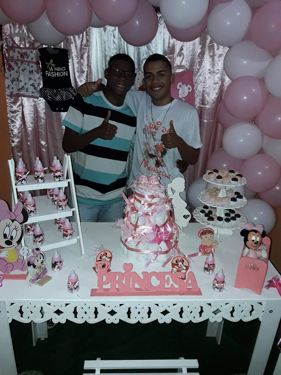 Gilli_Balla's tweet photo. Vai com Deus irmão e compadre, que Deus te receba de braços abertos 😭😭💔 https://t.co/jeMaryegcL