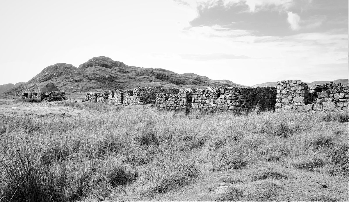 David Frankel (@davey_frankel) on Twitter photo Iāve been exploring the abandoned crofting villages of Scotland through words and pictures for three decades. My short essay, āCold Hearthsā - featured in the new issue of <a href="/Panorama_J/">Panorama: The Journal of Travel, Place, and Nature</a> - is a response to one of them.
panoramajournal.org/.../issue.../f⦠Iāve been exploring the abandoned crofting villages of Scotland through words and pictures for three decades. My short essay, āCold Hearthsā - featured in the new issue of <a href="/Panorama_J/">Panorama: The Journal of Travel, Place, and Nature</a> - is a response to one of them.
panoramajournal.org/.../issue.../fā¦