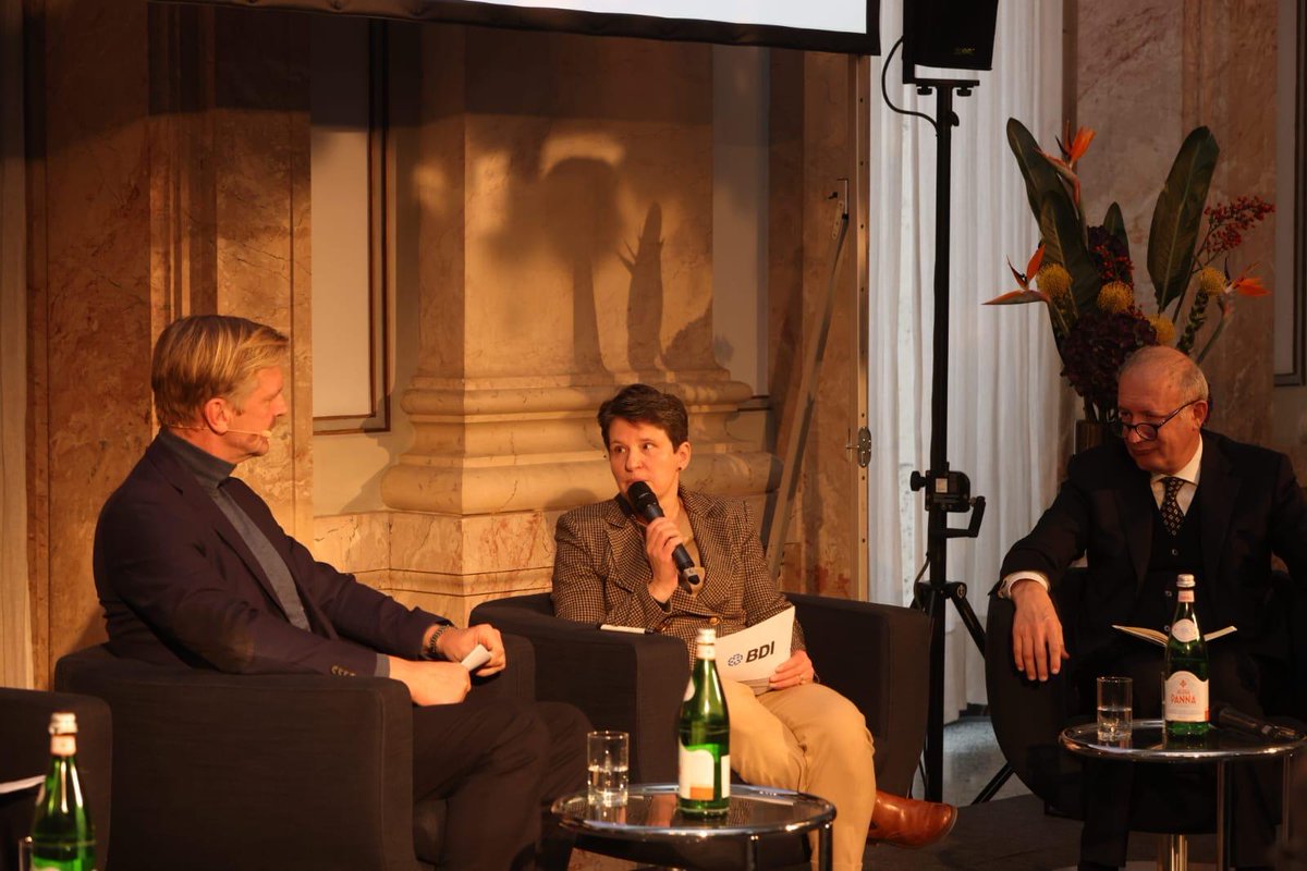 Italy in Germany tweet media