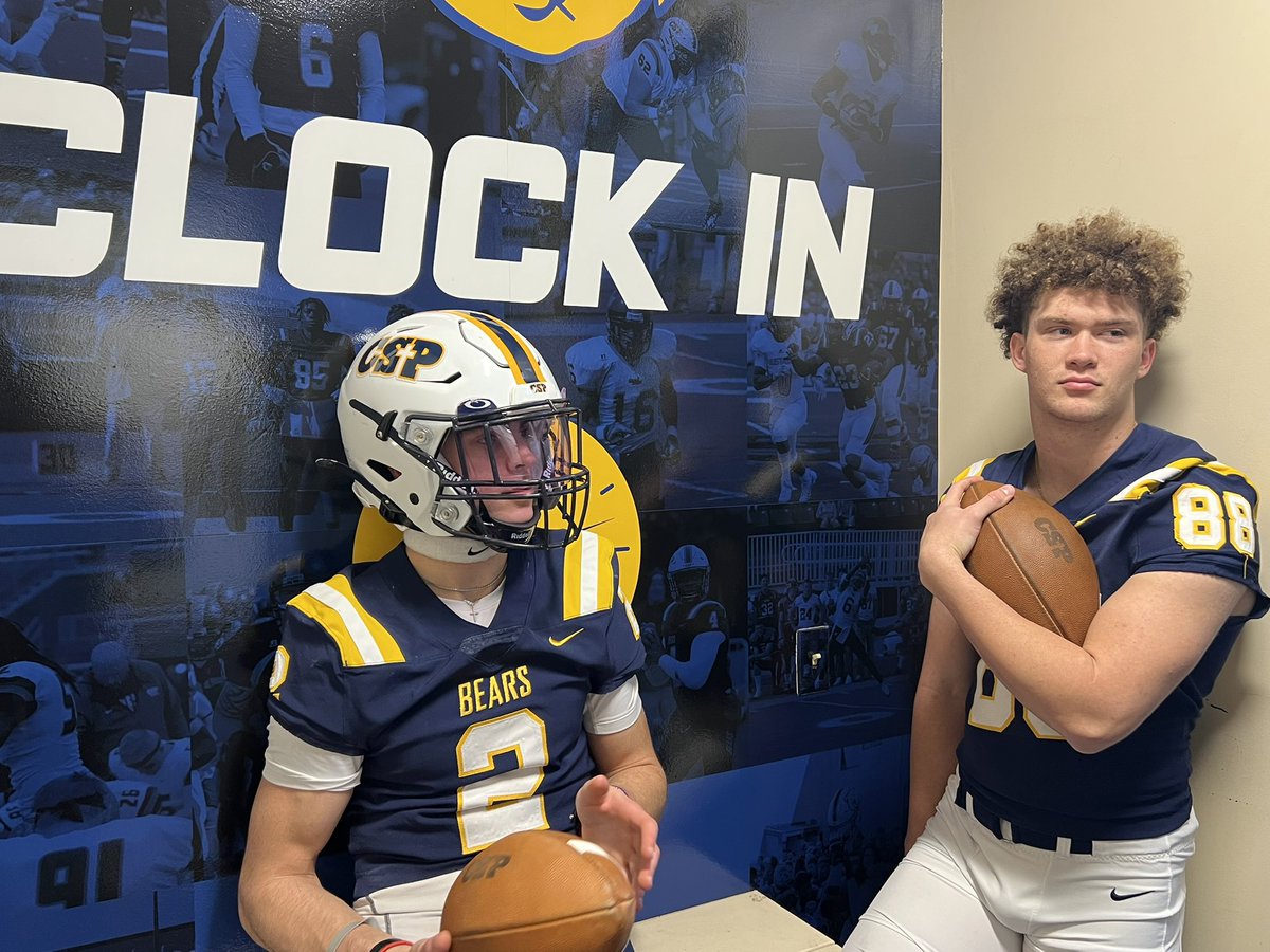 _hickmananthony's tweet photo. Had a great time at @CSPBears Thank you for everything. Go Bears! 

@DudyrevTimothy @CoachCurrierCSP @HamerLevy 
@BishopGormanFB https://t.co/VRpVnvm20V