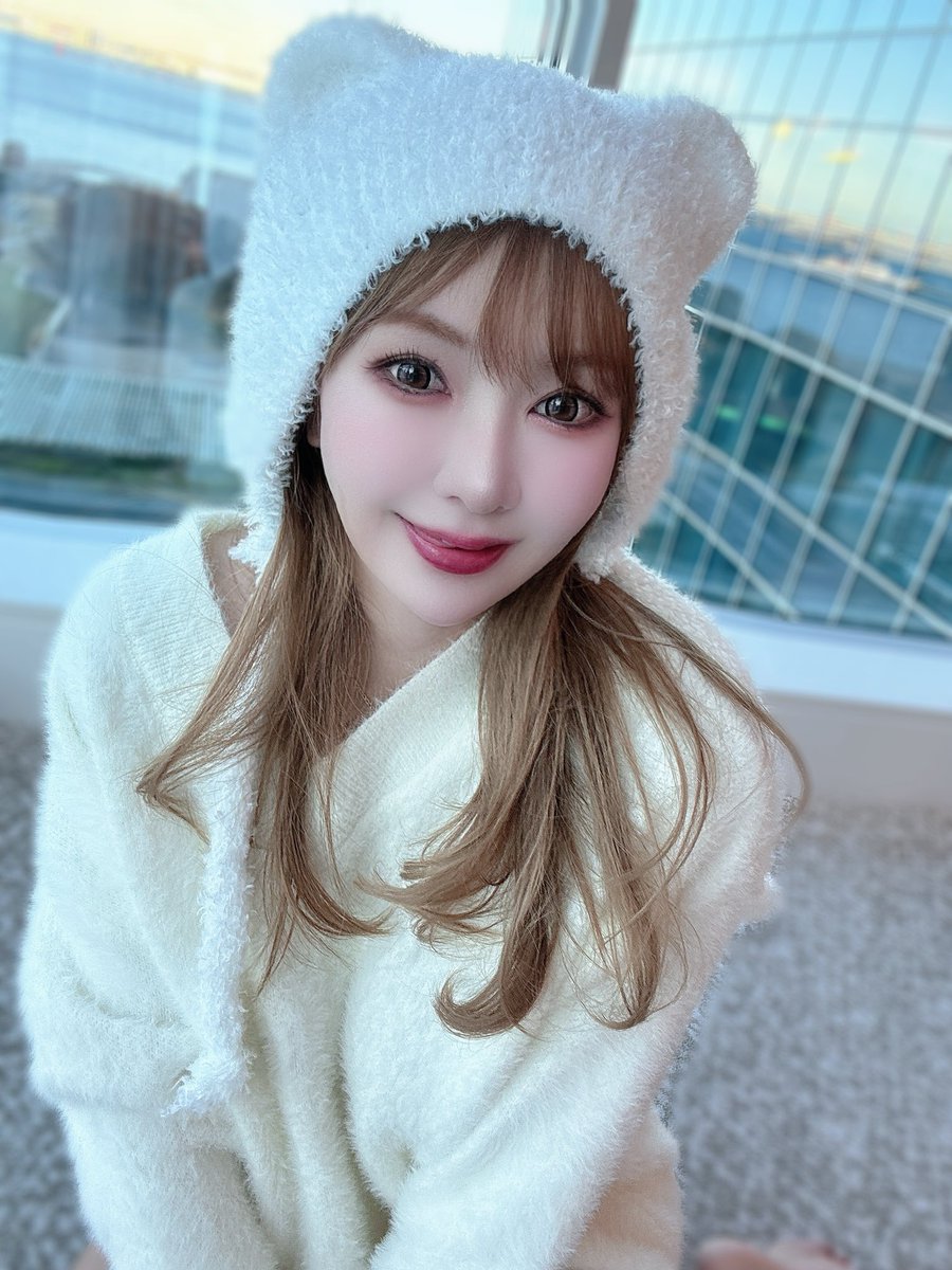 takizawaiorin's tweet photo. もこもこ帽子好きですか？ https://t.co/bjLvlHQwXl