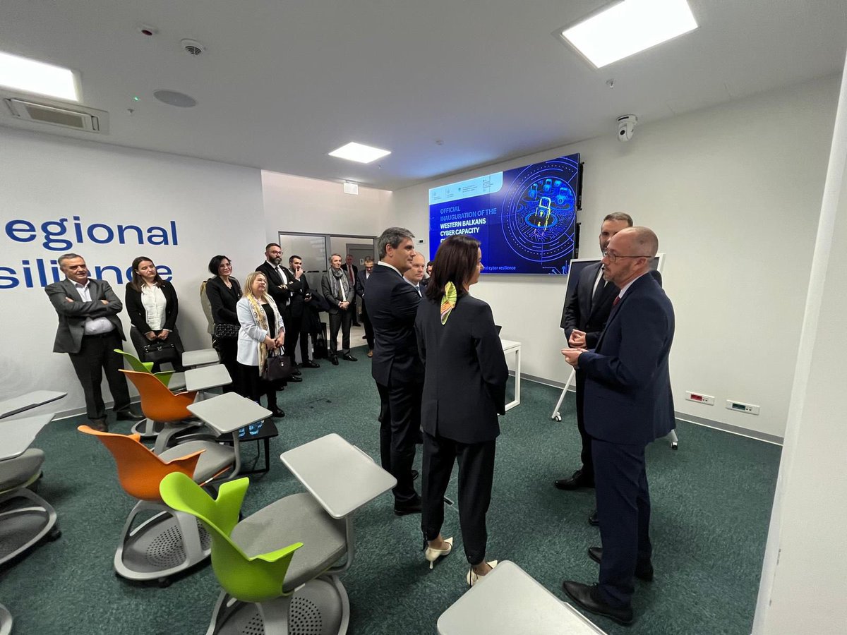 MZEZ_RS's tweet photo. MZEZ @tfajon 🇸🇮 ob otvoritvi Centra za kibernetsko zmogljivost na #ZahodniBalkan @WB3C_org v Podgorici: “Center bo tvorno prispeval h krepitvi kibernetske odpornosti Zahodnega Balkana. Hkrati predstavlja dokaz, da lahko skupaj ustvarimo varnejše digitalno okolje za državljane.” https://t.co/eEyVqZjKJv