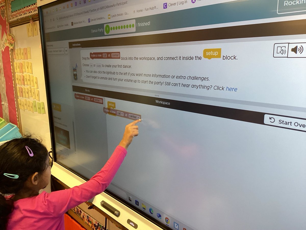RockinRoom5's tweet photo. Our first code was successful! #HourOfCode #STEMD69 https://t.co/8qYruCVIo8