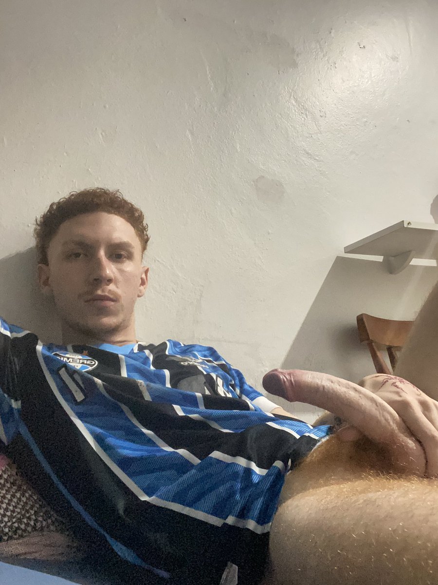 little fire 🍆🔥 tweet media