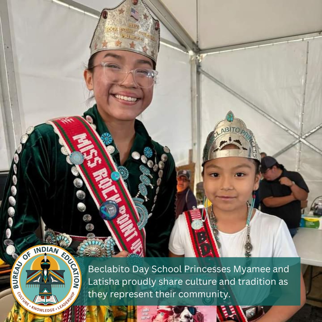 BureauIndianEdu's tweet image. Beclabito Day School in Shiprock, New Mexico, celebrates community and culture! Princesses Myamee and Latisha proudly led the Pledge in Diné, shared joy at the Northern Navajo Fair, and students performed “Go My Son” at the Tribe’s Thanksgiving Dinner. 
#NativeEd
