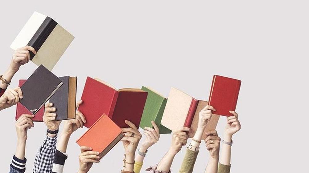 The reading school leader: Five ways to cultivate a CPD habit for life. Reading matters if you want to be a good leader, but finding the time can be difficult. <a href="/MrRRBurns/">Mr Burns</a> describes 5 habits that have helped him become a reading #school leader: buff.ly/3ZyqWf7 #leadership