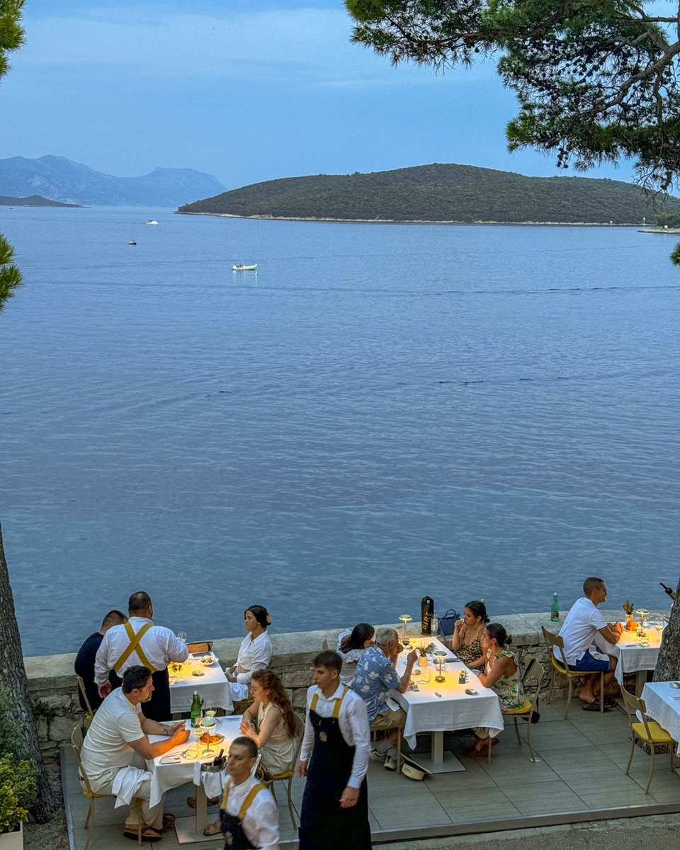 Trek Travel tweet media