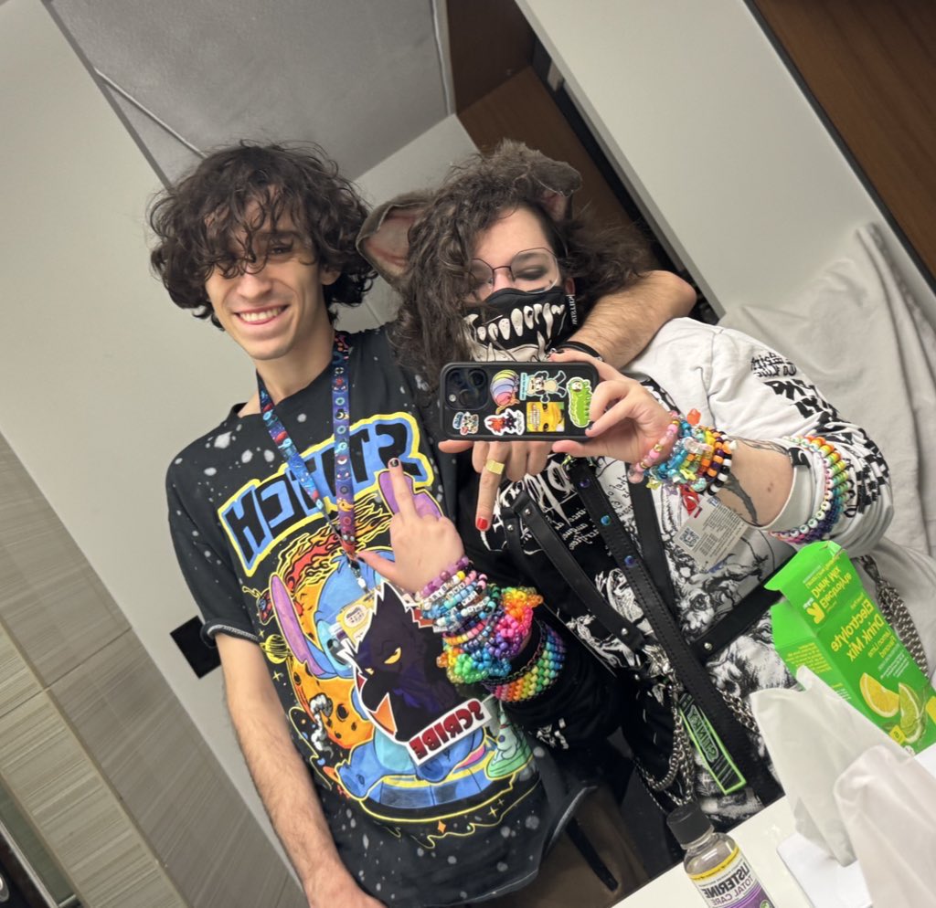 puppyxbite's tweet image. GOODBYE MFF I LOVED YOU SO MUCH