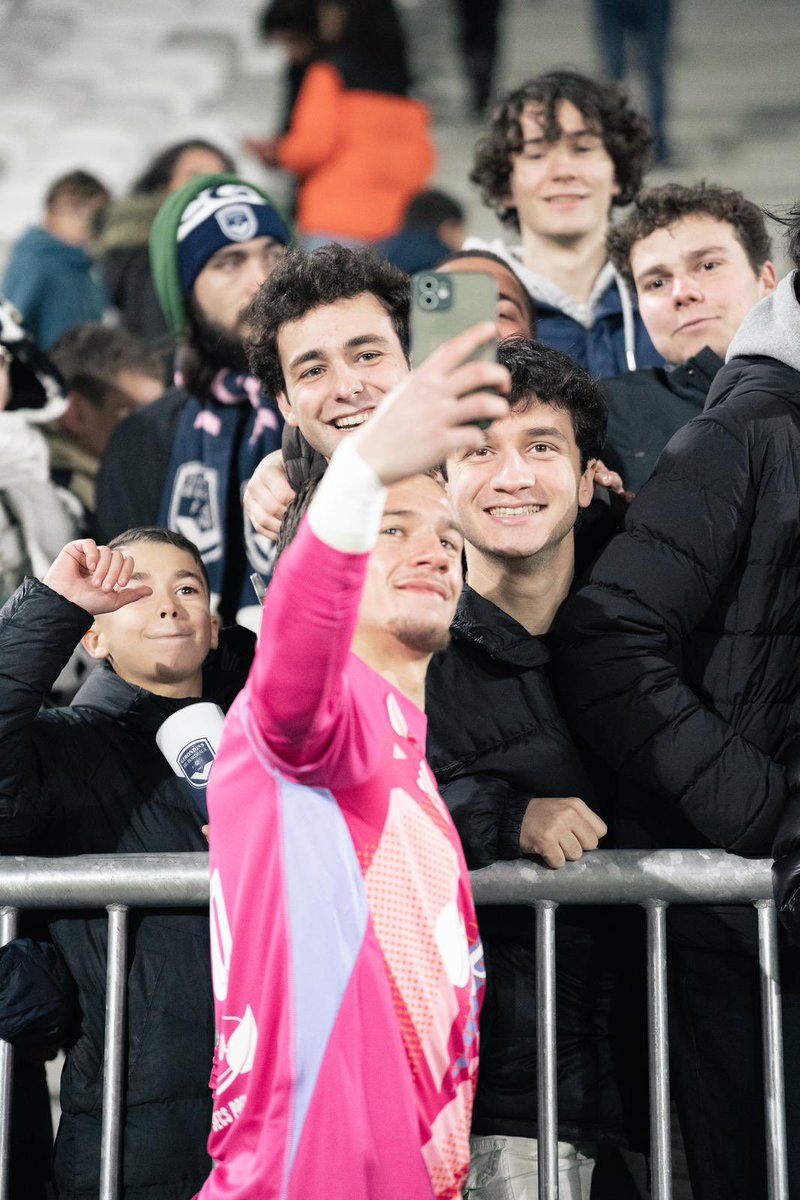 Frustré et déçu par le résultat, mais surtout profondément attristé par les violences qui ont eu lieu avant ce match.

Que l’ont soit UB87, NGB, simple supporter ou joueur
Nous avons TOUS en commun une passion sincère pour les Girondins de Bordeaux !

Ensemble, supporters, staff,