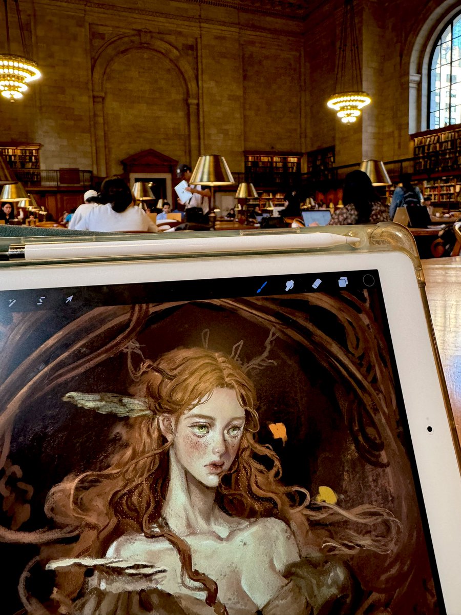 envernodaisy's tweet photo. ตอนไปนั่งวาดที่Newyork public library งานขลังขึ้นเพราะงี้ป่าวนะ https://t.co/xPXEyiLjWs