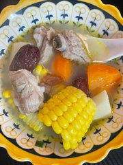 三天差五点外卖，我们这代人吃的太不健康了，今天没事给自己煲个汤呀🌽