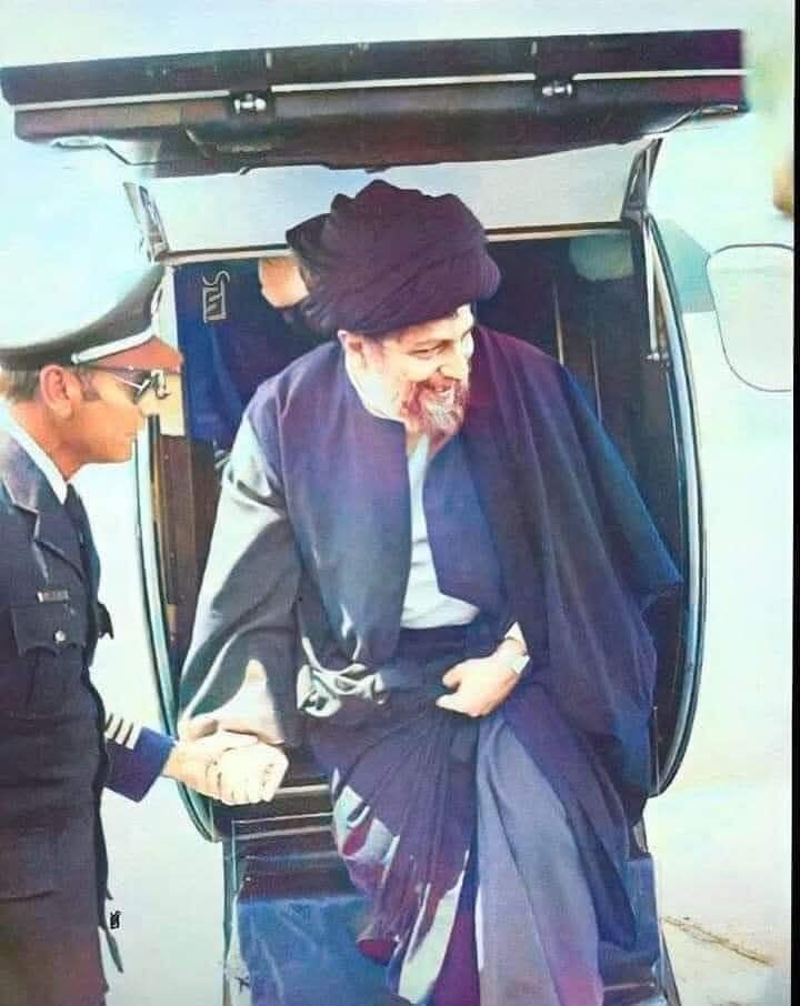 ZeineddinBatoul's tweet photo. سيعود يا أرض الجنوب فلا تخافي الأوصياء💚

#الامام_الصدر https://t.co/LbIAxqlZUu