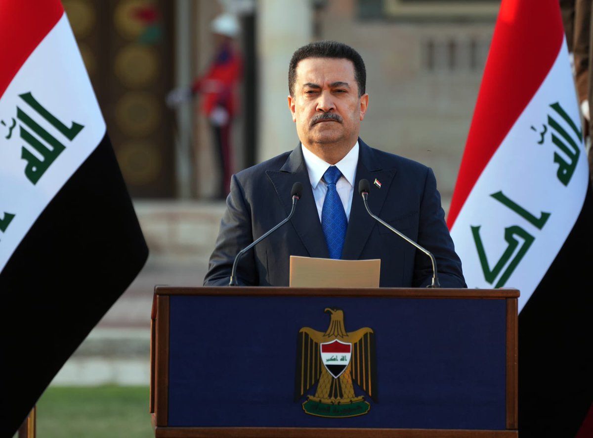 IraqiPMO's tweet photo. أبرز ما جاء في كلمة القائد العام للقوات المسلحة، رئيس مجلس الوزراء السيد محمد شياع السوداني بمناسبة الذكرى السابعة للنصر على عصابات داعش الإرهابية : 

🔷المرجعية العليا أسندت النصر بفتواها المباركة.

🔷 نوجه بمواصلة التصدّي للأفكار الدخيلة، وكلِّ ما يهدمُ قيمَنا الاجتماعيةَ والثقافية، المستندةَ الى عقيدتنا الإسلامية والإنسانيةِ المتسامحة.

🔷 نشدد على معالجة كلّ الثغرات التي مكّنت الإرهاب من التسلل، وفتحت له نافذةَ الإيهامِ والكذب وتجنيد المجرمين.

🔷 مضينا في إسنادِ وبسط قوة القانون، وتحقيق العدالة، وإعمارِ المناطق المحررة، ودعم أهلها، واستعادة كل سكانها إلى أرضهم.

🔷 انتصار العراقيين على داعش تأكيدٌ لأهمية وحدة صفوف شعبنا، ومدن العراق صارت ورشةً للإعمار والتقدّم.

🔷 يجب الحذر من خطر الدعوات المشبوهة، والادعاءات التي تنطوي على أمراض فكرية.

🔷 نحذّر من مغبّة تغذية الصراعات التي تنتجُ المزيد من الخراب، وبؤر التطرّف وأسباب الحروب.

🔷 نتابع الأحداث في سوريا، وعلى دول المنطقة والعالم، التحلي بالمسؤولية في الحفاظِ على أمن سوريا وسيادتها، وسلامة شعبها.

 🔷 يجب ترك الخيار للشعب السوري واحترام إرادته، بجانب المسؤولية الدوليةِ في حفظ وحدة الأراضي السورية، وحماية التنوّع والتعدد الإثني والديني للسوريين.

🔷 انتصارنا على الإرهاب يفرض على دول المنطقة والعالم التبصّر في نتائج تجاهل حراك التطرّف والإرهاب أينما ظهر.