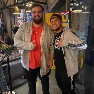 Bro como que a fanzy le gustan otakus?