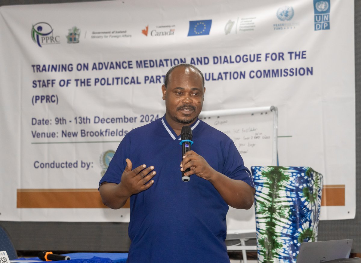UNDPSierraLeone's tweet image. #UNDP has partnered with @PPRC_SL &amp;amp; @KaiptcGh  to host an advanced mediation training, aimed at strengthening the #PPRC’s ability to facilitate political dialogues and to enhance an Inter-Party Dialogue for peace and social cohesion in 🇸🇱🇸🇱🇸🇱. 

@UNPeacebuilding @FredAmpiah
