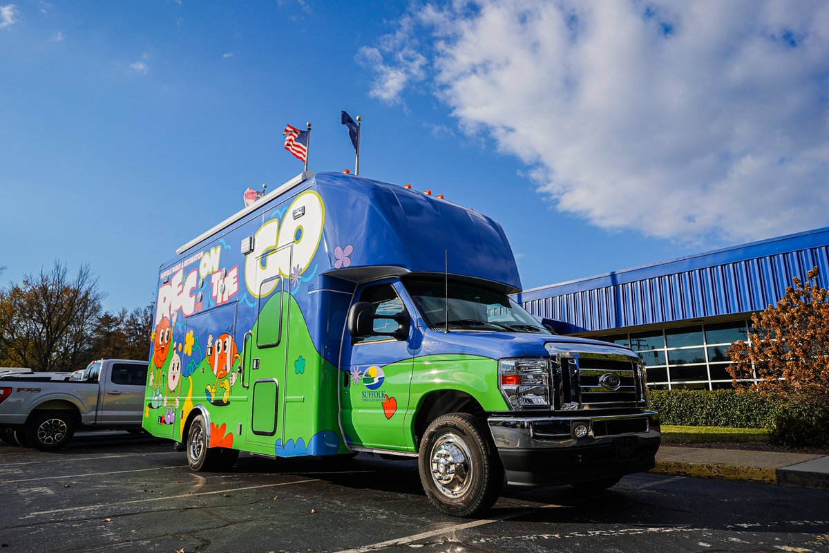 MSVehicles's tweet image. A versatile mobile library built for Suffolk Park &amp;amp; Recreation!  📚🚐
This custom-designed space brings knowledge and adventure on the go, offering a dynamic and interactive experience for all ages. Ready to roll and inspire wherever it’s needed!