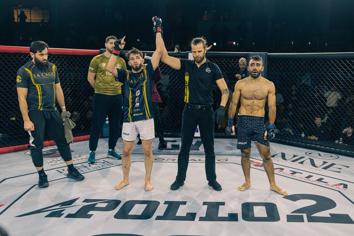 ApolloMMAcom's tweet photo. #ProResults Movsar @MovsarIBR Ibragimov def. Atta Vadakhah by TKO (Ground & Pounds). Round 1 #Apollo2
#CoMain
#IbragimovVafakhah #ApolloMMA #ApolloMMA2 https://t.co/fyaPcljYO2