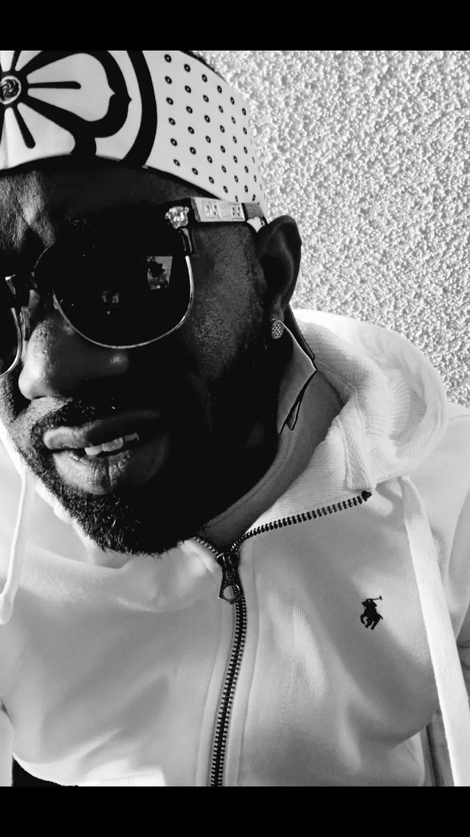 HwYBoY_SuPa tweet media